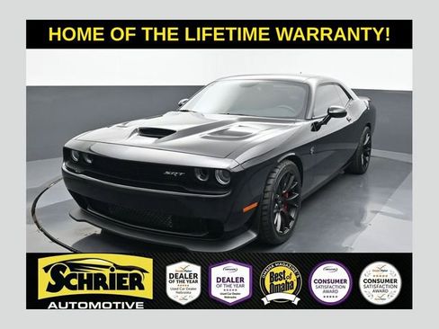 Used 2016 Dodge Challenger SRT Hellcat RWD image 1