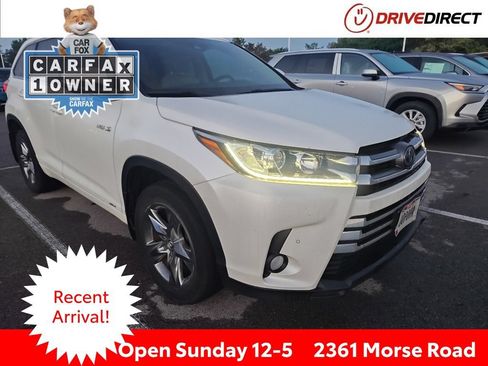 Used 2018 Toyota Highlander Limited Platinum AWD/4WD image 1