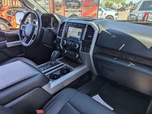 Used 2020 Ford F150 Lariat w/ Equipment Group 502A Luxury AWD/4WD image 12
