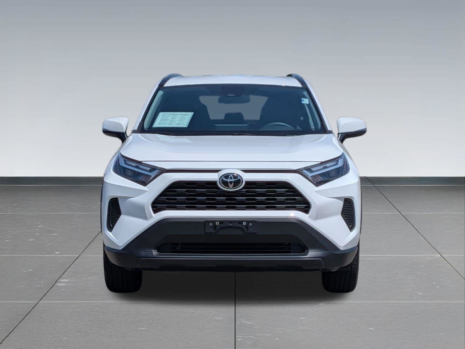 Used 2023 Toyota RAV4 XLE AWD/4WD image 8