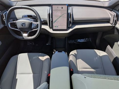 New 2026 Volvo EX30 Plus w/ Climate Package RWD image 16