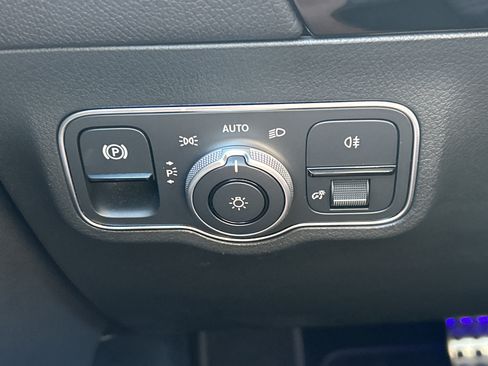 Certified 2025 Mercedes-Benz GLA 250 4MATIC image 24