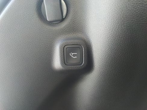 New 2026 Jeep Compass Trailhawk AWD/4WD image 9