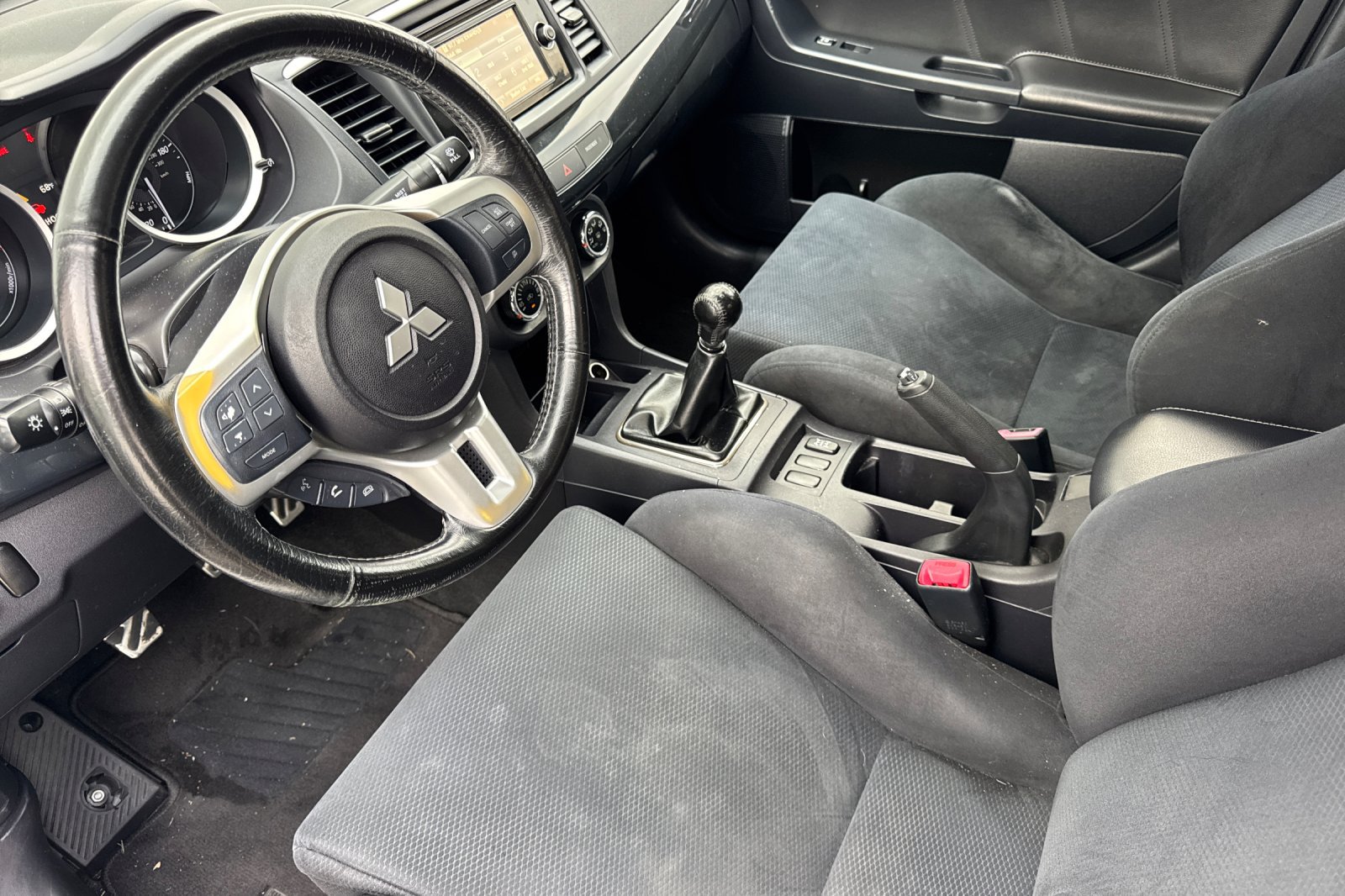 Used 2015 Mitsubishi Lancer Evolution GSR AWD/4WD image 10