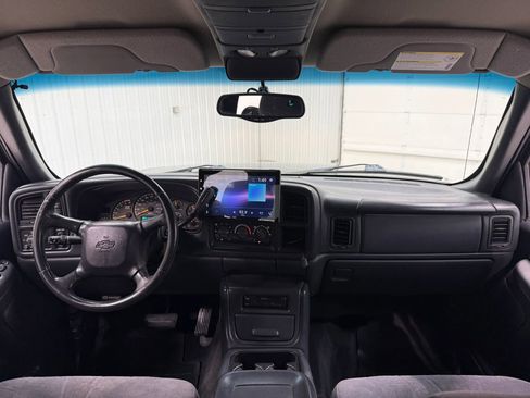 Used 2001 Chevrolet Silverado 2500 LS w/ Off-Road Skid Plate Pkg image 13