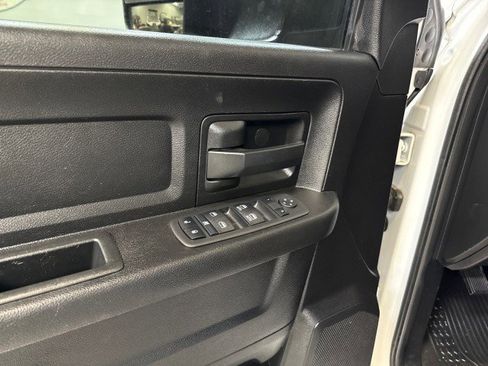 Used 2021 RAM 3500 Tradesman w/ Chrome Appearance Group image 23