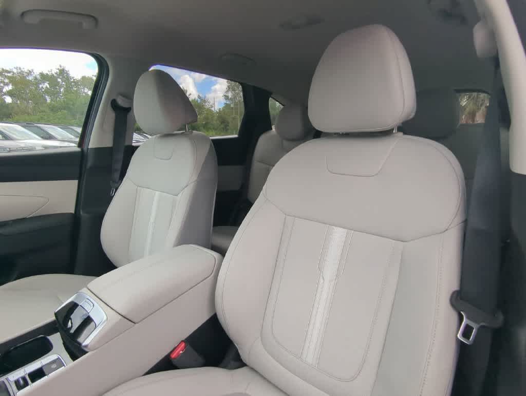 New 2026 Hyundai Tucson SEL Plus FWD image 17