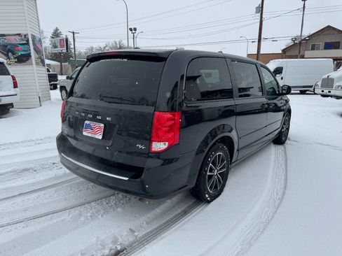 Used 2016 Dodge Grand Caravan R/T w/ Safety Sphere Group image 6