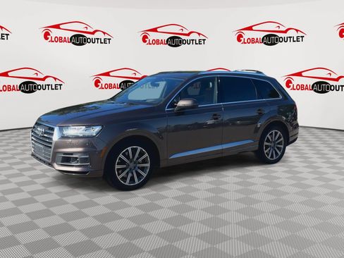 Used 2018 Audi Q7 3.0T Prestige AWD/4WD image 4