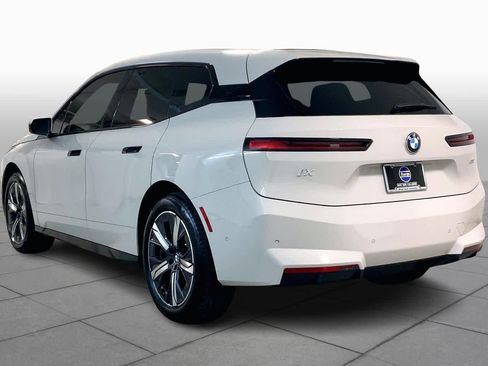 New 2026 BMW iX xDrive45 image 12