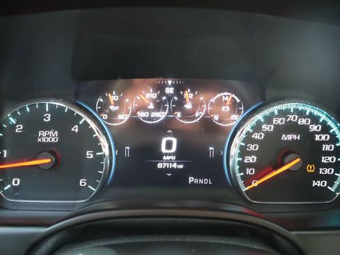 Used 2017 GMC Yukon Denali w/ Open Road Package AWD/4WD image 36