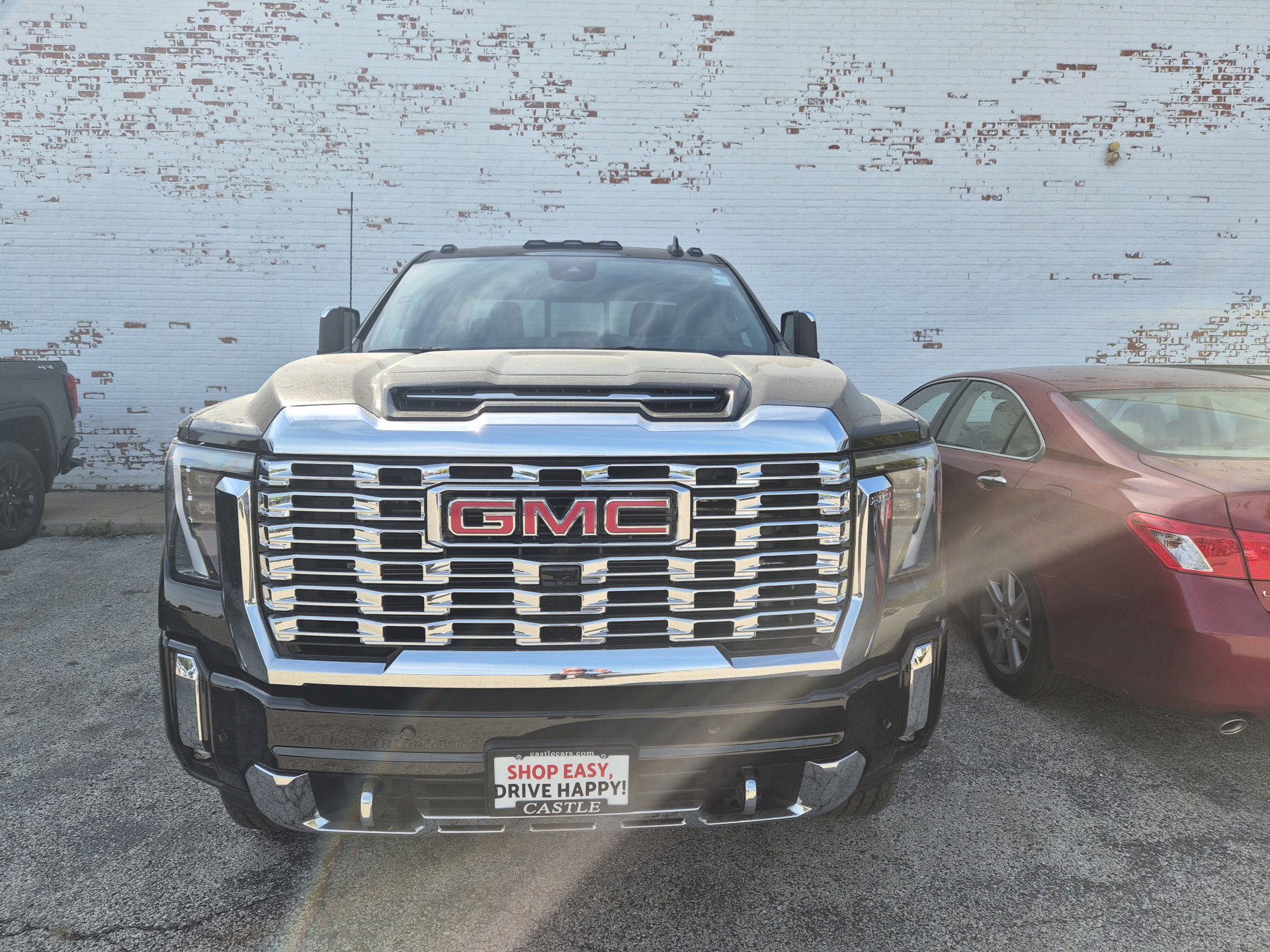 Used 2024 GMC Sierra 2500 Denali w/ Denali Reserve Package AWD/4WD image 2
