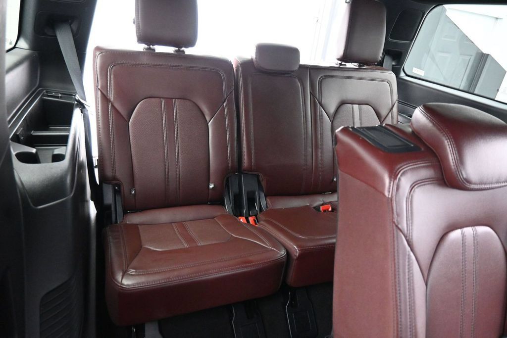 Used 2024 Ford Expedition Limited AWD/4WD image 26