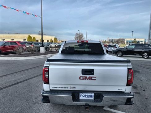 Used 2018 GMC Sierra 1500 SLT w/ SLT Premium Package image 4