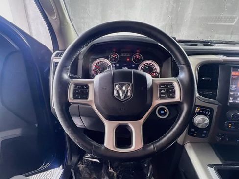 Used 2014 RAM 1500 Laramie w/ Convenience Group AWD/4WD image 16