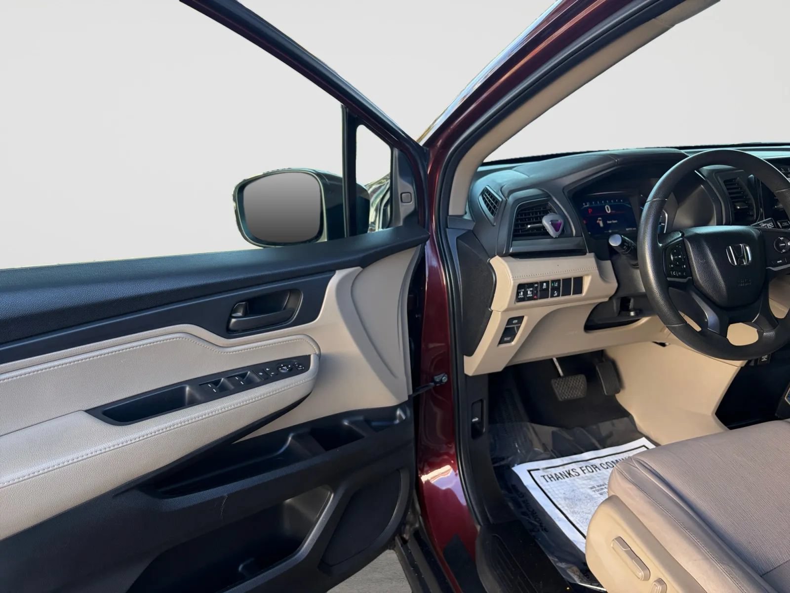 Used 2020 Honda Odyssey EX image 11