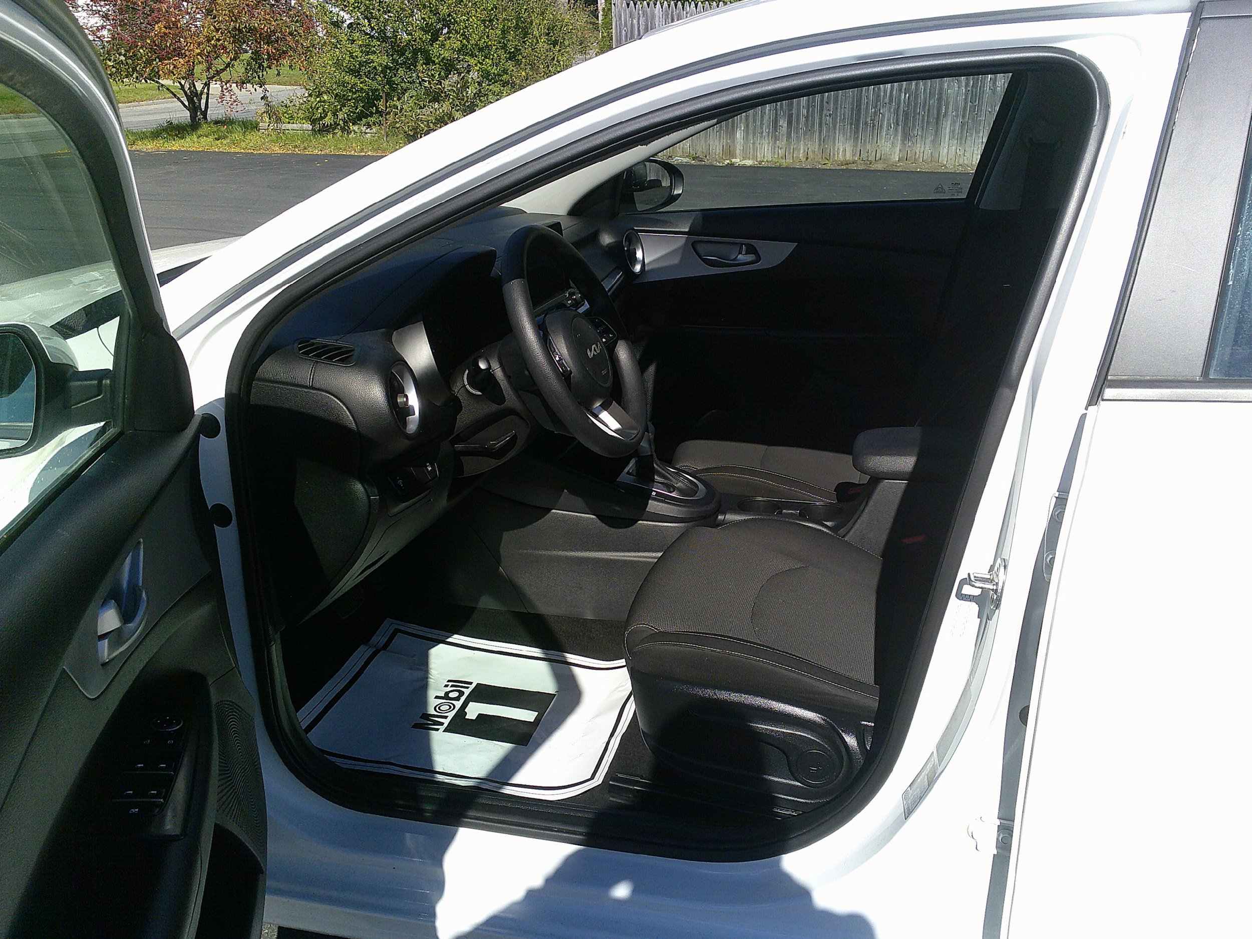 Used 2024 Kia Forte LXS FWD image 16