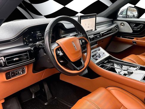 Used 2020 Lincoln Aviator Black Label w/ Dynamic Handling Package image 13