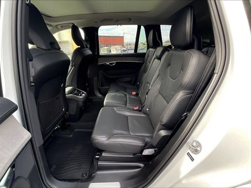 New 2026 Volvo XC90 B6 Ultra w/ Protection Package image 12