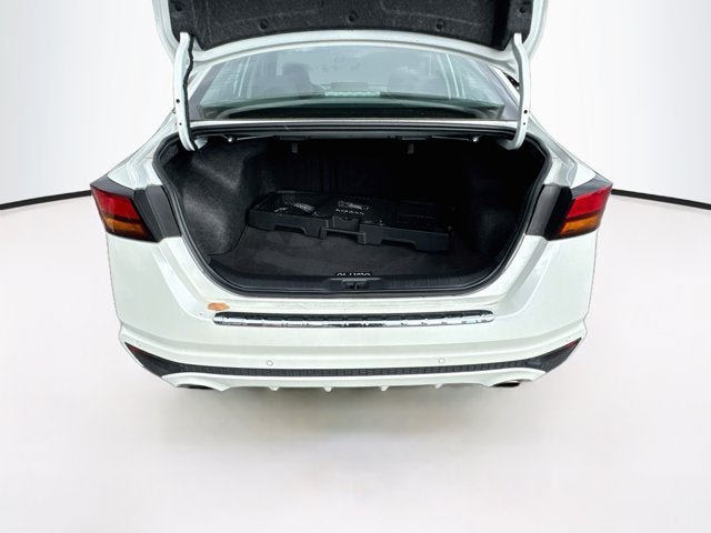 Used 2023 Nissan Altima 2.5 SL AWD/4WD image 23