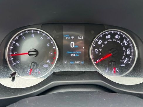 Certified 2019 Toyota RAV4 LE w/ All Weather Liner Package image 23