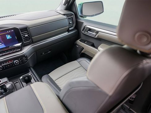 Certified 2024 Chevrolet Silverado 1500 ZR2 w/ Technology Package image 31