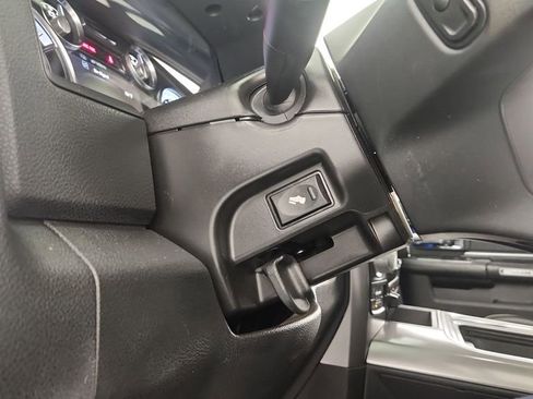 Used 2017 RAM 1500 Limited AWD/4WD image 22