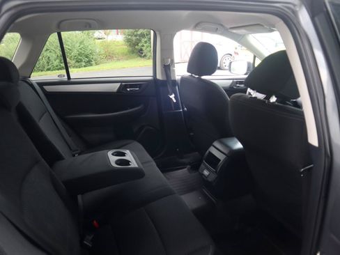 Used 2018 Subaru Outback 2.5i Premium AWD/4WD image 45