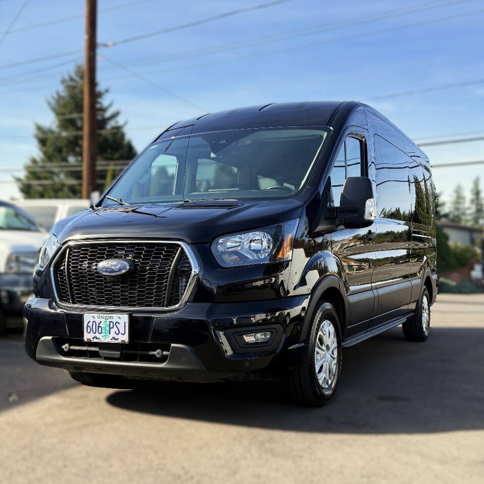 Used 2024 Ford Transit 350 XLT RWD image 12