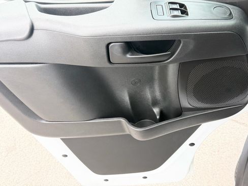 Used 2025 RAM ProMaster 2500 w/ U-Haul Equipment Group FWD image 34