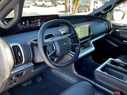 New 2025 Ford Expedition Tremor image 8