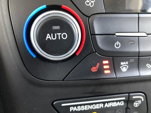 Used 2018 Ford Escape Titanium image 26