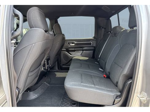 Used 2025 RAM 1500 Big Horn AWD/4WD image 30