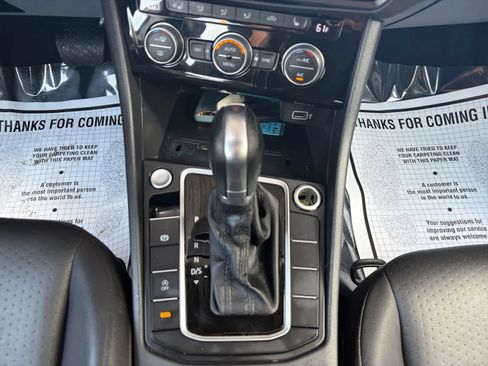 Used 2019 Volkswagen Jetta SE FWD image 27