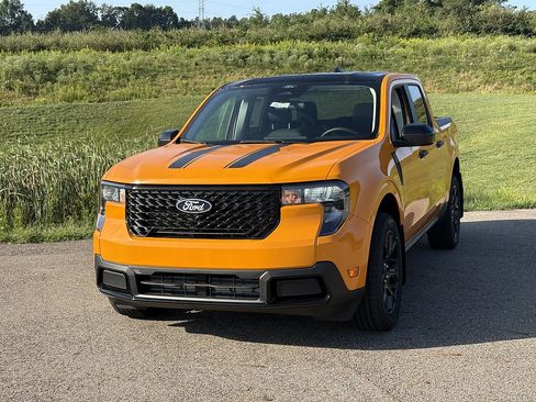 New 2026 Ford Maverick XLT w/ XLT Luxury Package AWD/4WD image 1
