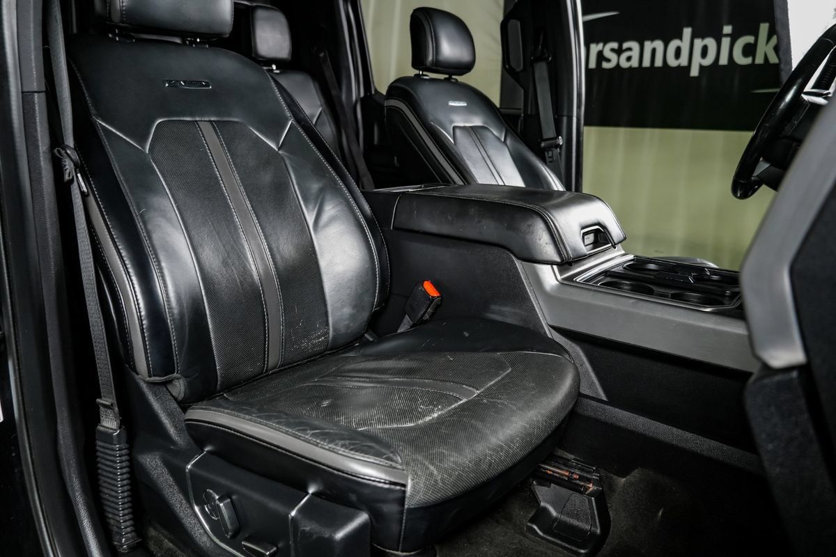 Used 2017 Ford F350 Platinum w/ Platinum Ultimate Package AWD/4WD image 31