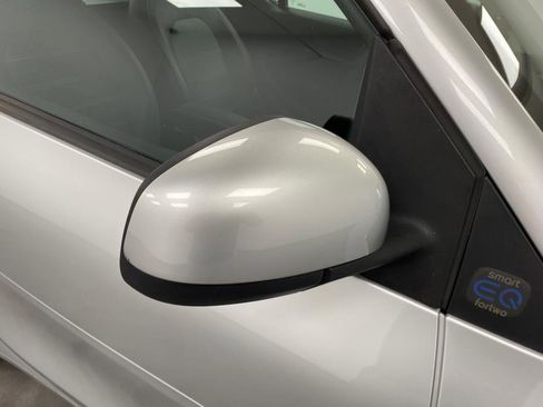 Used 2019 smart fortwo electric drive image 15