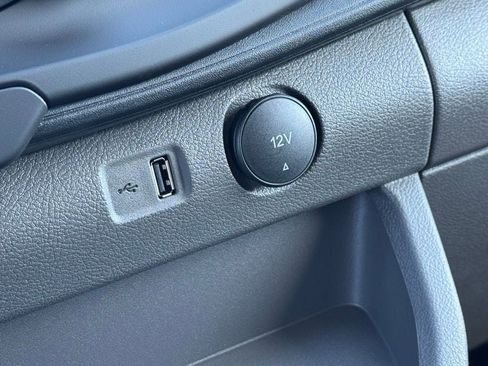 New 2025 Ford Transit 250 148 Medium Roof image 21