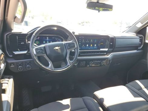 Used 2025 Chevrolet Silverado 1500 LT w/ Convenience Package II AWD/4WD image 10