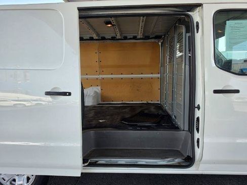 Used 2020 Nissan NV 2500 SV RWD image 27