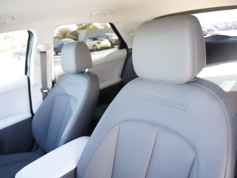 New 2026 Hyundai Ioniq 5 SEL AWD/4WD image 12