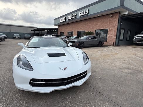 Used 2018 Chevrolet Corvette Stingray Coupe w/ 2LT Preferred Equipment Group image 9