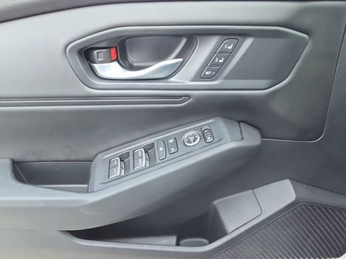 Used 2023 Honda Accord EX-L image 26