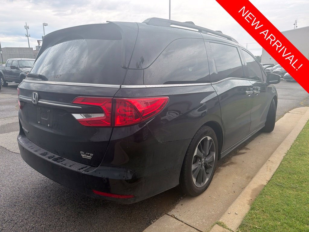 Used 2024 Honda Odyssey Elite image 4
