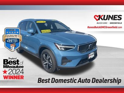 Used 2024 Volvo XC40 B5 Core