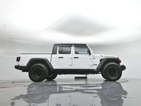 Used 2023 Jeep Gladiator Rubicon AWD/4WD image 48