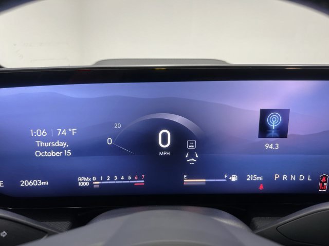 Certified 2025 Buick Enclave Sport Touring w/ Power Package FWD image 11