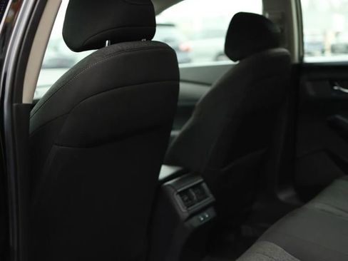 Used 2025 Honda Accord LX image 32