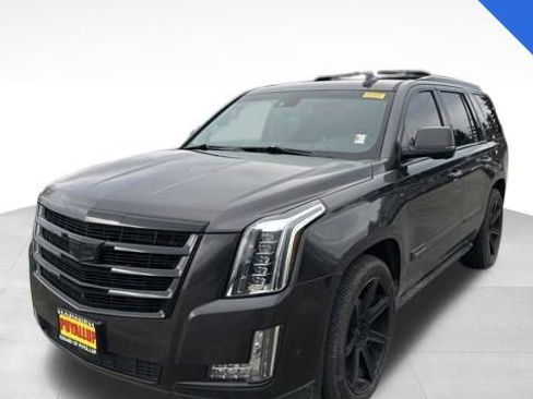 Used 2017 Cadillac Escalade Premium Luxury image 3