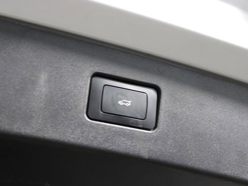 Used 2023 Fisker Ocean Ultra image 32